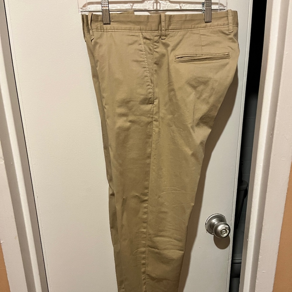 J crew 484 Chinos 33 x 30 NWOT